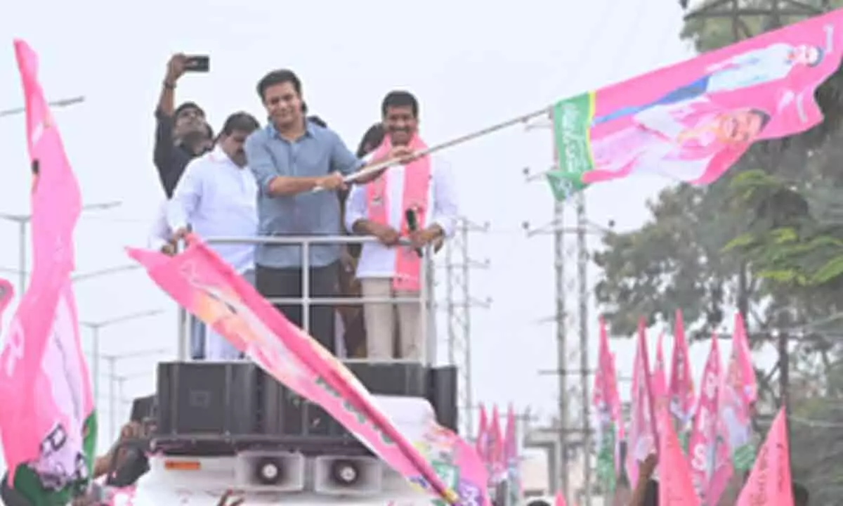 KTR moots New Hyderabad between ORR and RRR