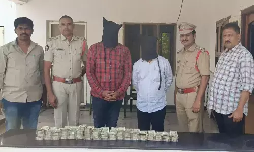Nandyal: Two cheaters held, Rs 30 lakh recovered