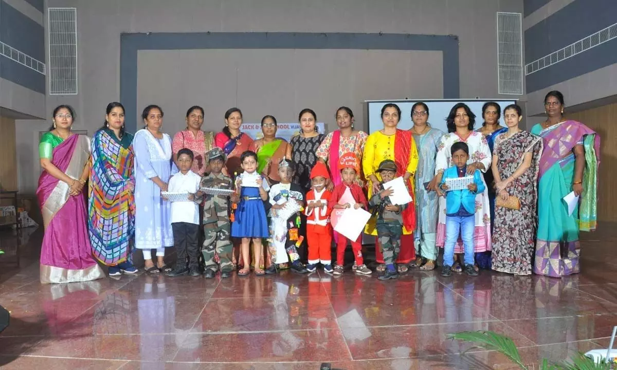 Railway women participate in Children’s Day celebrations
