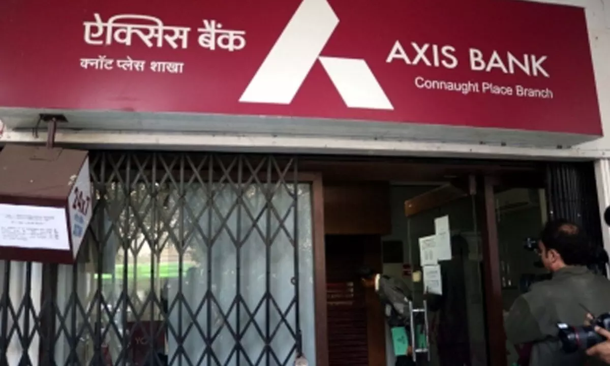 RBI slaps Rs 91L fine on Axis Bank for breach of norms