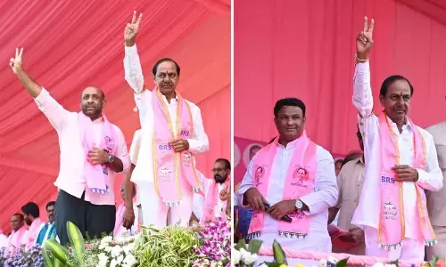 Chief Minister K Chandrashekar Rao with Bodhan candidate Shakil Aamir Mohammed during Praja Ashirvada Sabha on Wednesday. (Right) Nizamabad (Urban) candidate Ganesh Gupta with CM KCR