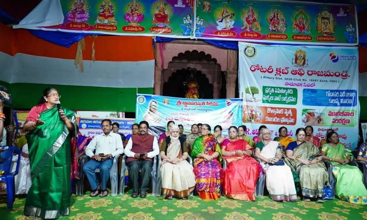 President of Duvvuri Subbamma Seva Samiti Jakkampudi Vijayalakshmi addressing a gathering in Rajamahendravaram on Thursday