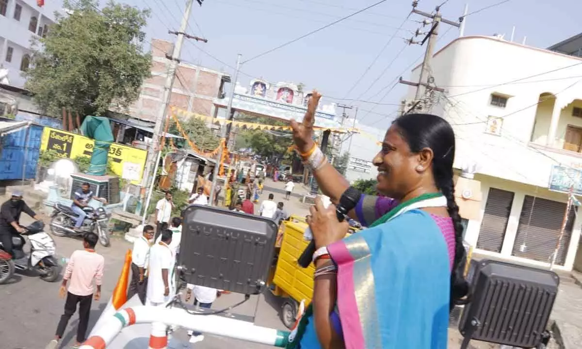 Only Congress can give good governance, says Surekha