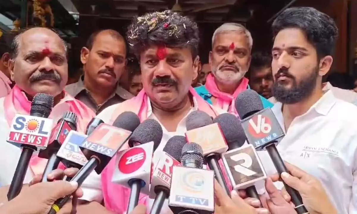 Talasani Srinivas Yadav conducts campaign, says Congress failed in Karnataka