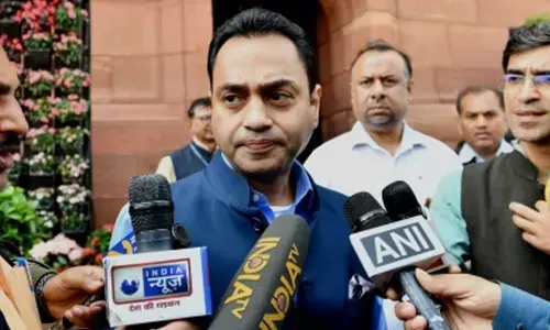 Chhindwara MP Nakul Nath stopped from entering polling booth