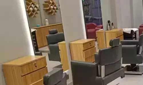 UP cleric asks Muslim women to avoid salons where men work