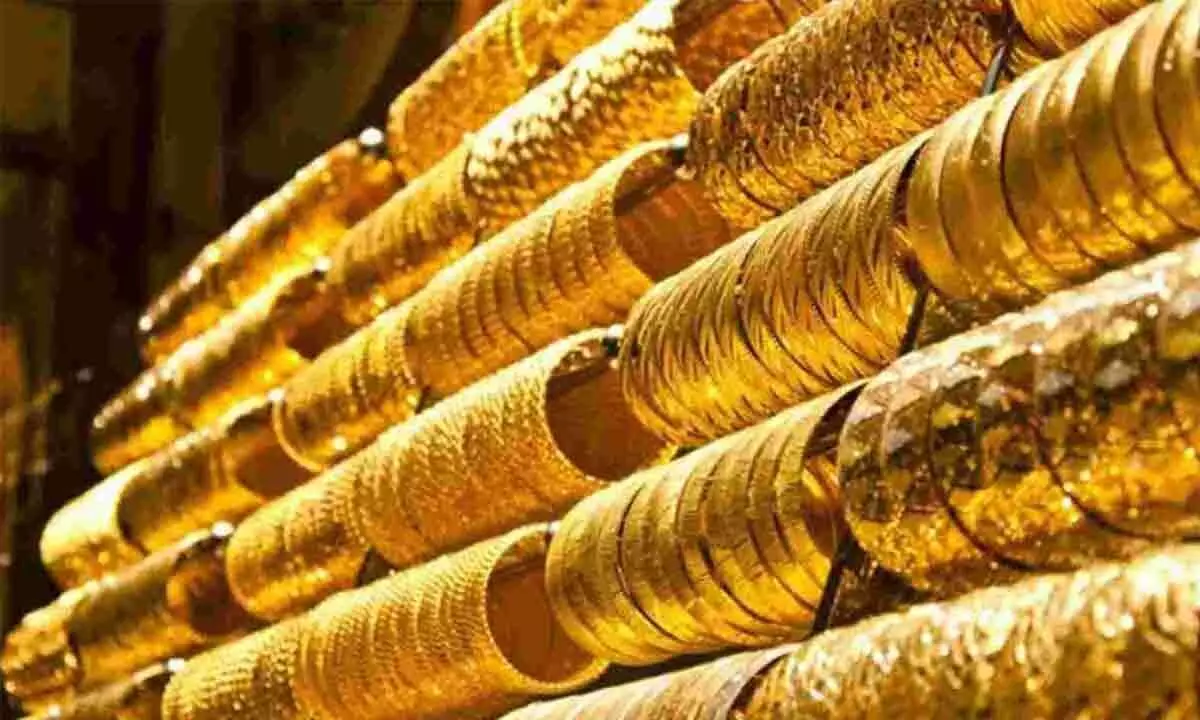 Gold rate in Hyderabad today slashes, check the rates on November 24, 2023
