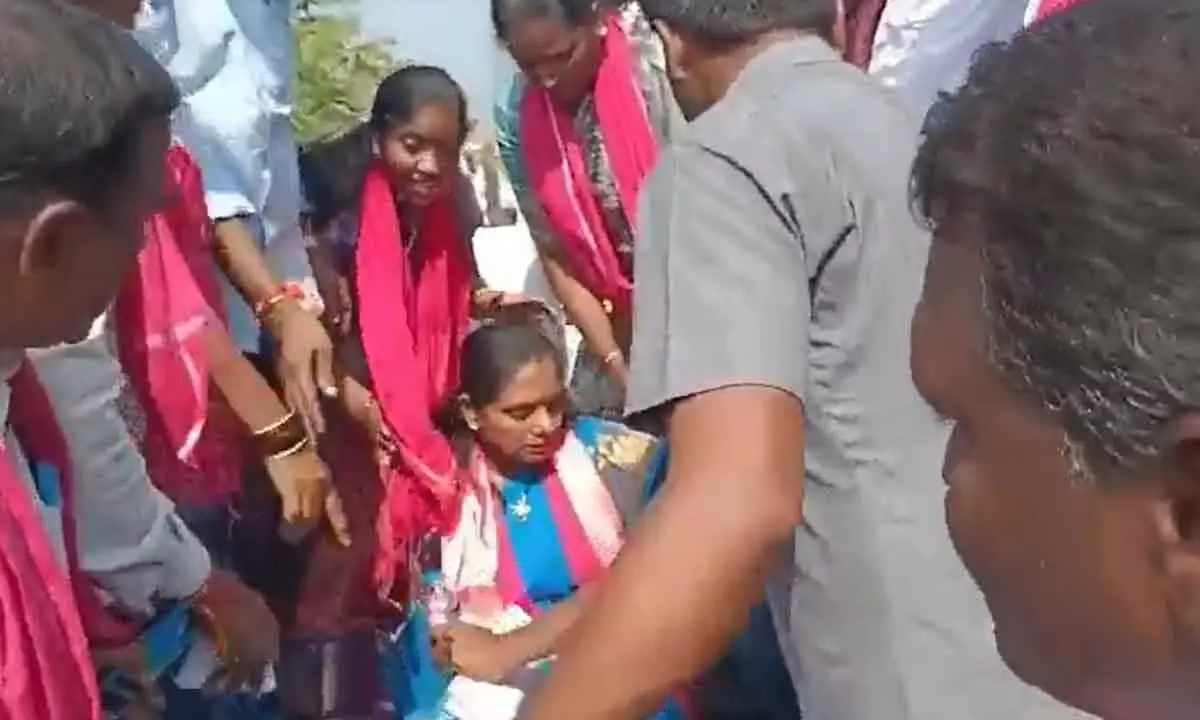 Kalvakuntla Kavitha falls sick during a road show in Jagityal
