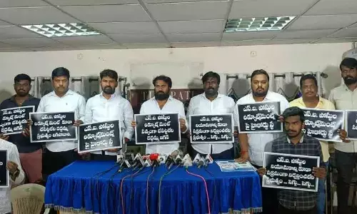 Tirupati: Government failure in SI posts recruitment drive flayed