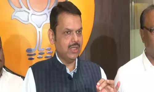 Womens votes key factor in MP polls, says Fadnavis
