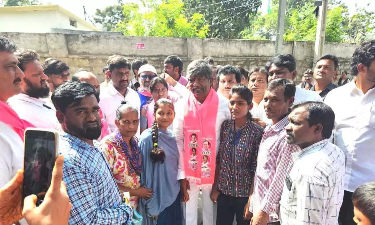 Padma Rao conducts Padayatra in Lalapet, says his victory is certain