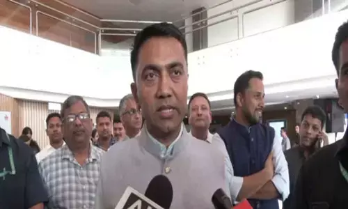 HP CM joins people at Mall Road to watch screening of Cricket World Cup final