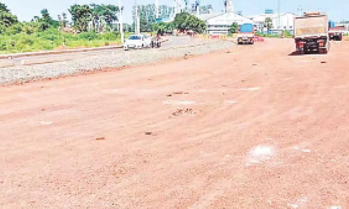 Incomplete expansion leaves road users in a quandary