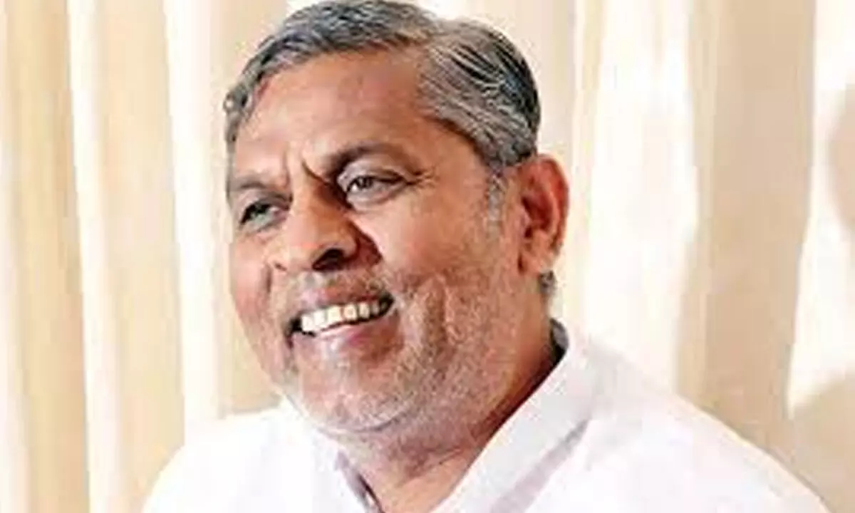 K’taka senior Cong leader says it is not possible for single man to commit rape, stirs controversy