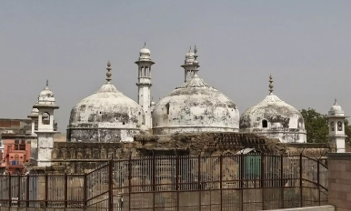 SC defers hearing till Dec 1 on pleas concerning Kashi Vishwanath-Gyanvapi mosque land title dispute