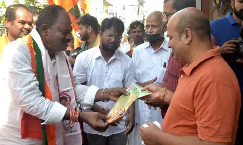 Sama Rangareddy lashes Sudhir Reddy, asks people to give him victory