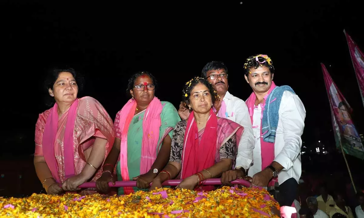 Vote for BRS to make former ZP chairman ambitions true: Satyavati Rathod