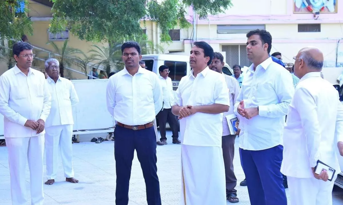 District Collector P Arun Babu, Joint Collector Chethan and Sathya Sai Trustee Ratnakar reviewing arrangements for the President’s visit on Tuesday