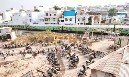 Rangareddy: Voters upset over inordinate delay in completion of ROB at Rajendra Nagar