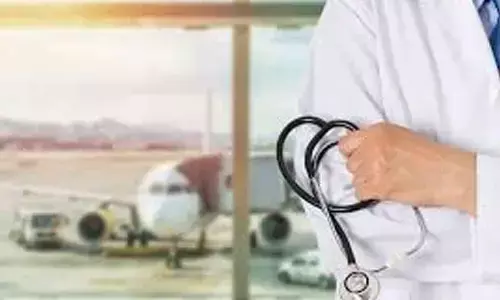 Bengaluru based doctor averts mid-air crises, helps lady having seizure