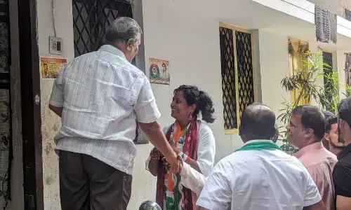 Kota Neelima campaigns in Bansilalpet