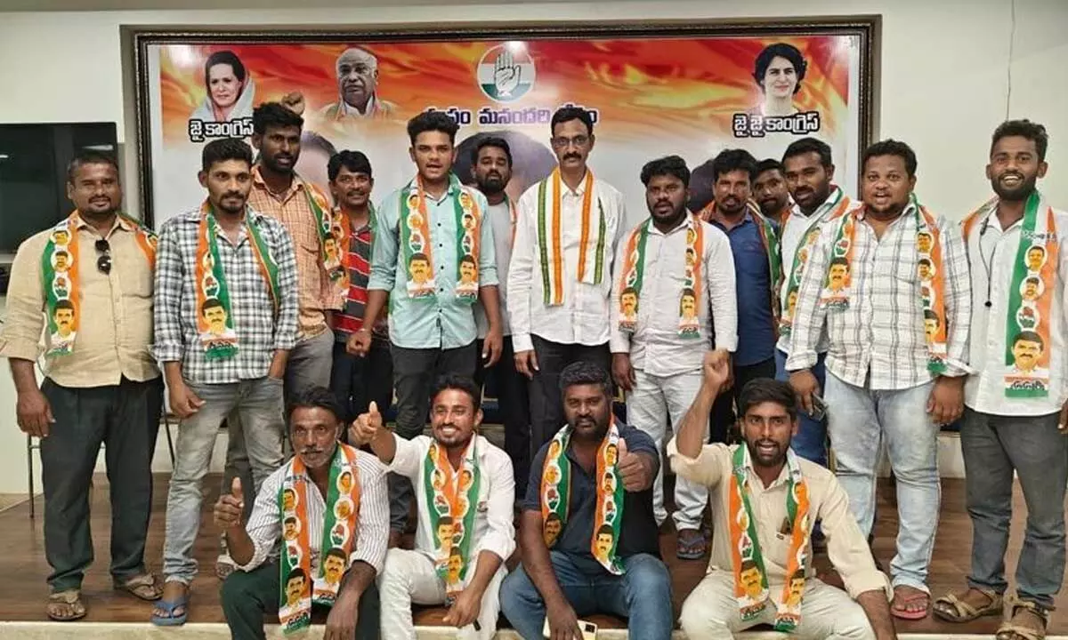 Khammam: Youths join Congress