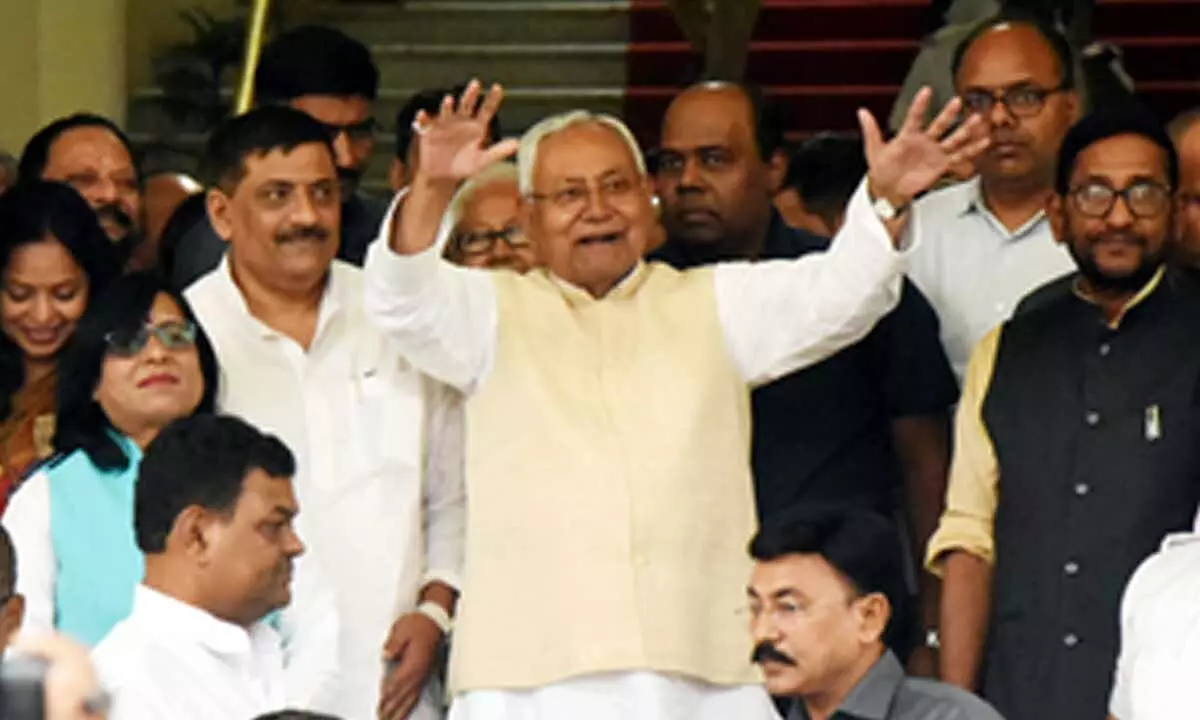 Bihar govt passes 40 proposals, including special status for state from Centre