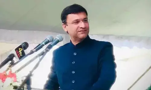 Govt will require Rs 3 lakh cr to roll out six guarantees: Akbar