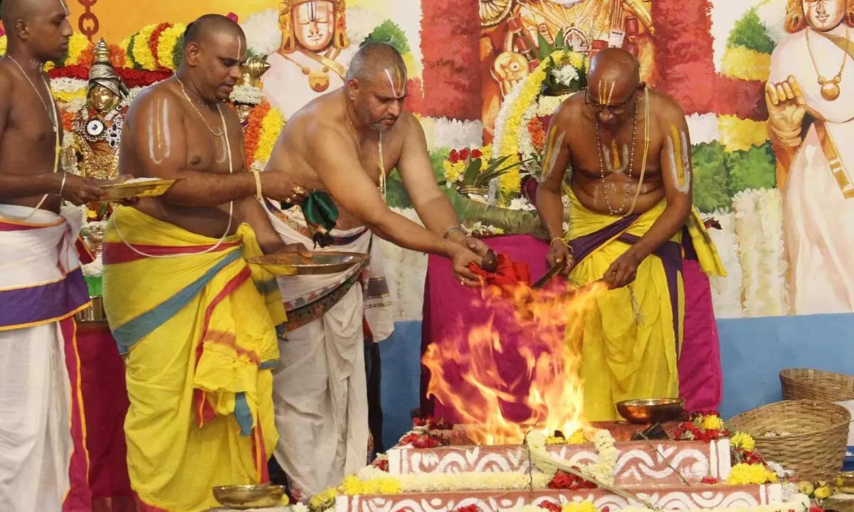 Tirumala: Sri Srinivasa Divyanugraha Homam commences