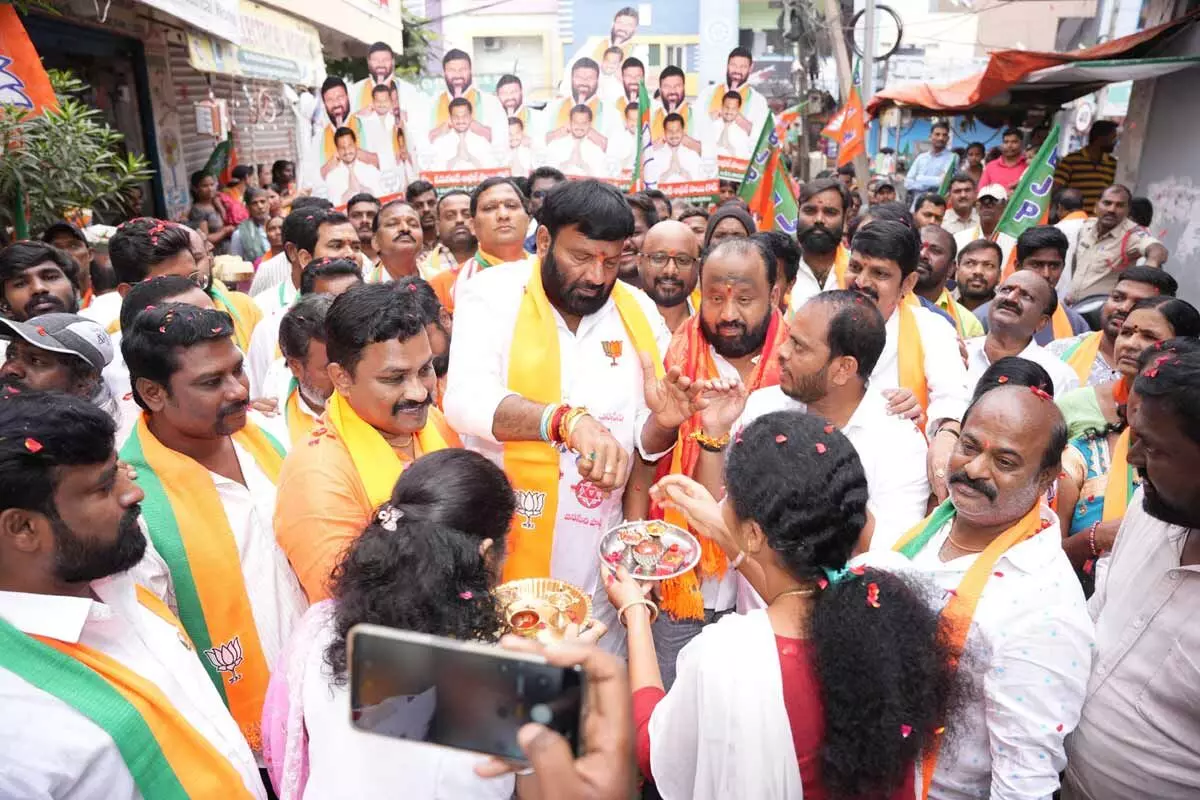 Quthubullapur BJP candidate Srisailam Goud campaigns in Chintal division