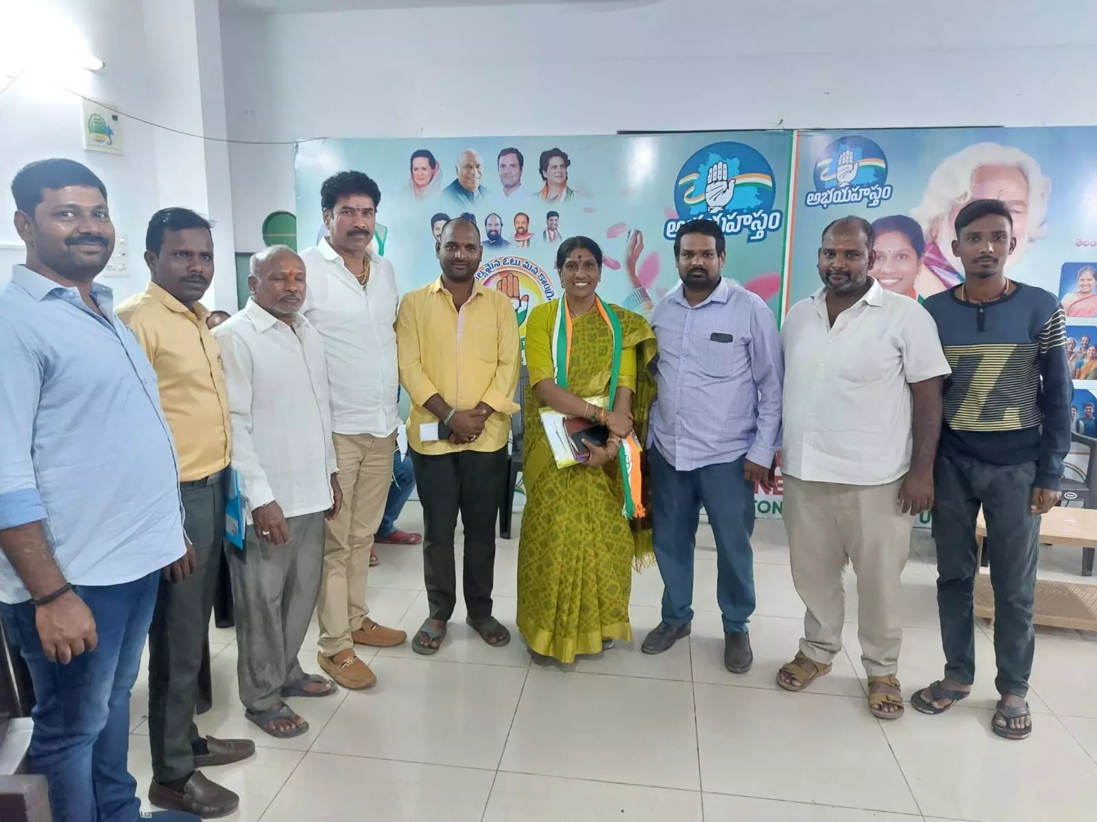 Secunderabad Cantonment candidate Venela conducts roadshow in constituency