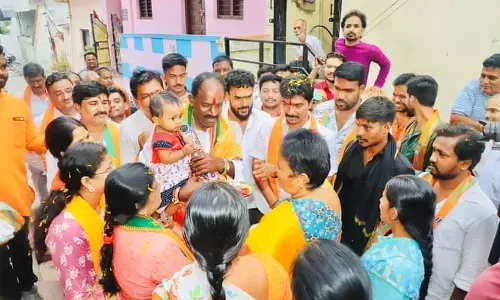 LB Nagar BJP candidate Sama Rangareddy campaigns in Mansoorabad
