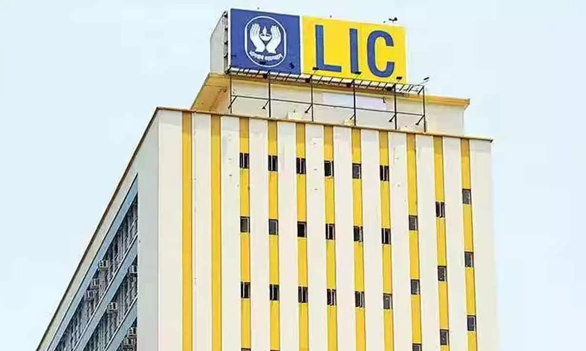 LIC targets double-digit growth