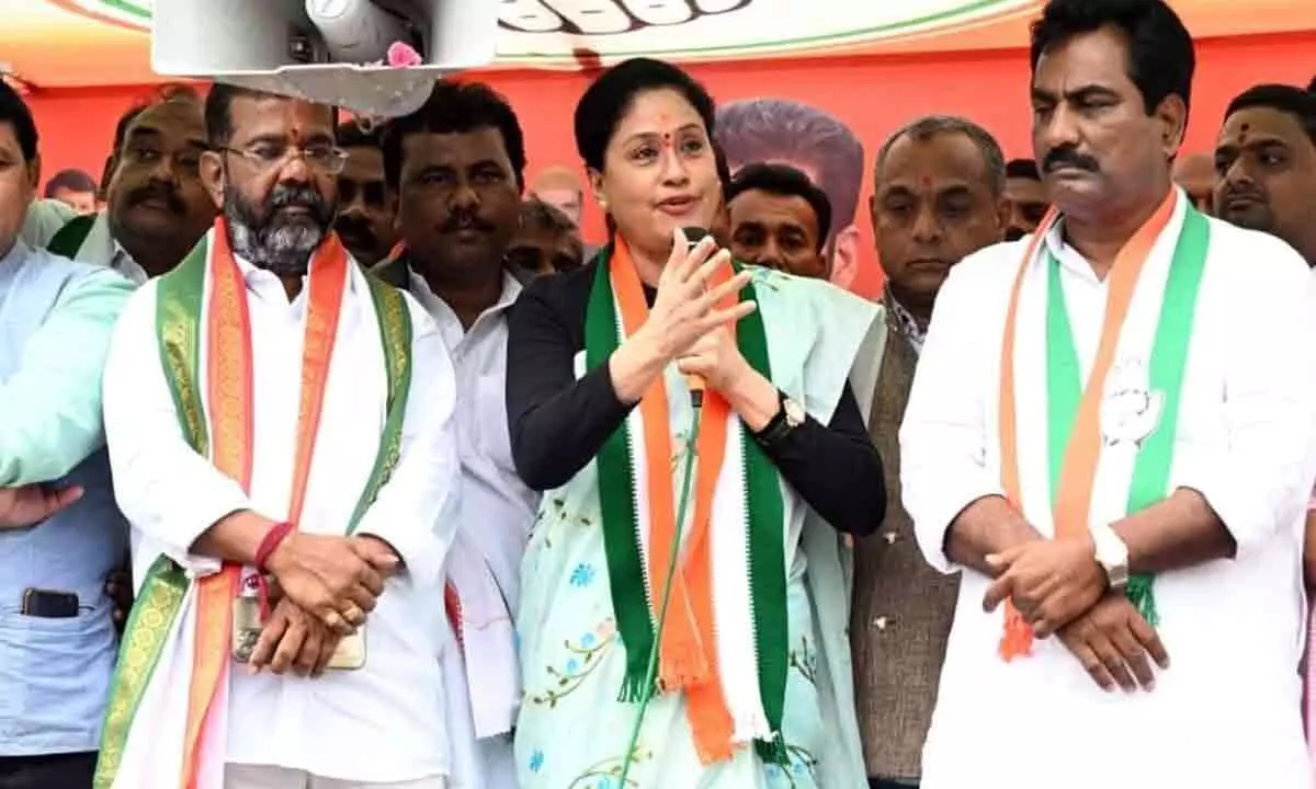 Warangal: ‘Shameless BJP joined hands with BRS to defeat Cong’