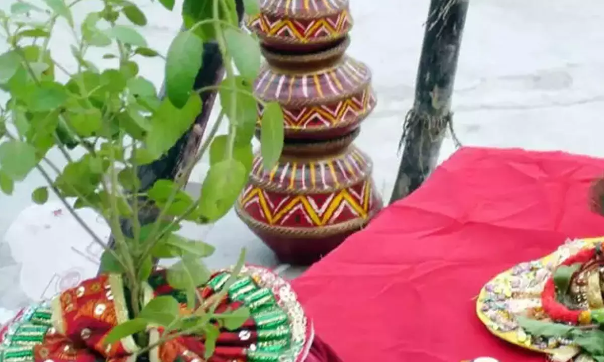 Tulsi Vivah 2023 Wishes, Messages, Quotes and WhatsApp Status to Share with Your Loved Ones