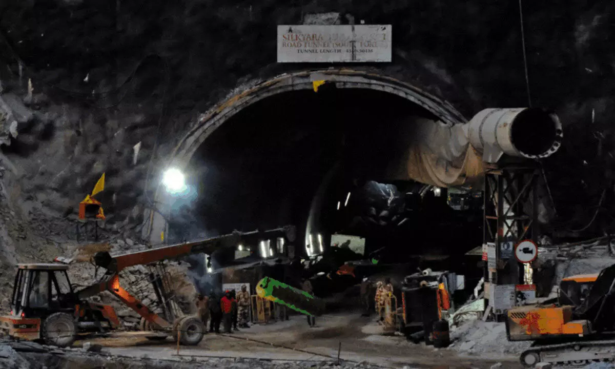 Uttarakhand Tunnel Rescue Faces Momentary Halt: Technical Setback And Ongoing Challenges