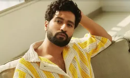 Vicky Kaushal does knuckle push-ups with IMA cadets