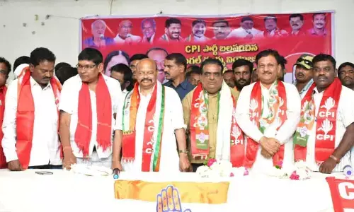 Warangal: CPI firm on supporting Konda Surekha