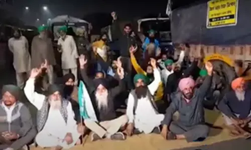 Delhi-like stir by farmers begins at Chandigarh borders
