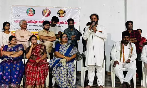 Madhu Yashki Goud participates in Brahmin Athmeeya Sammelanam, extends sops