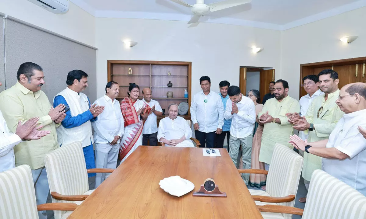 Naveen’s close aide Pandian joins BJD