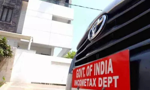 IT raids Congress leader Sampathkumar’s residence