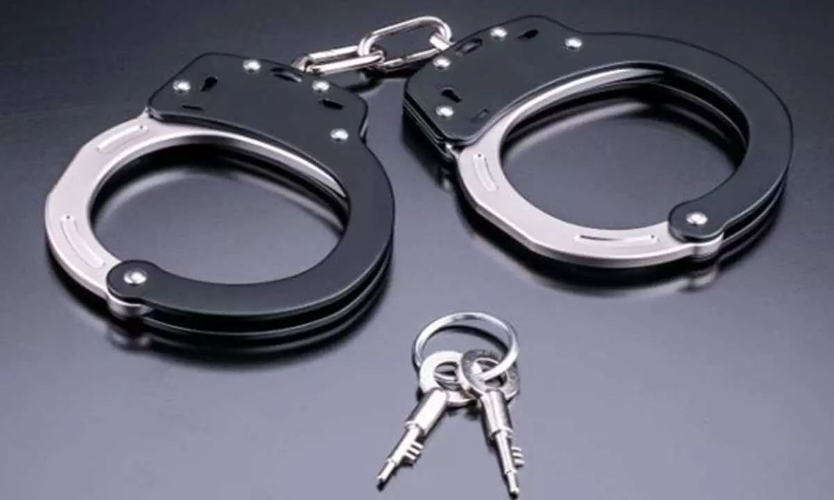 CBI arrests Delhi Police Head Constable in graft case