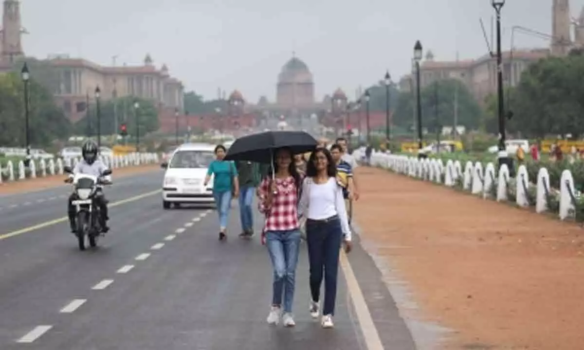 Air quality improves at several monitoring stations, Delhi records max temp of 22 degree Celsius