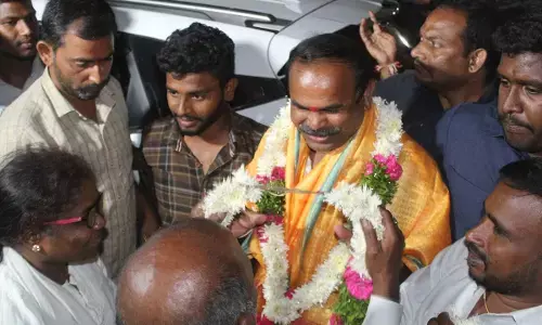 BSP Maheshwaram candidate holds corner meeting , receives a massive response