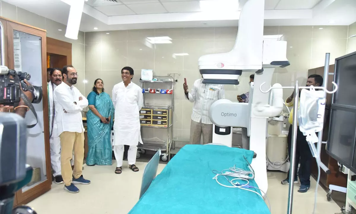 Finance minister Buggana Rajendranath Reddy at the new cath lab after inaugurating it in  cardiology department at Kurnool government general hospital on Tuesday