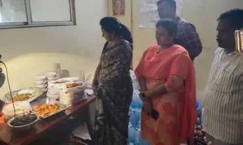 Vigilance and enforcement ASP Swaroopa Rani examining food quality in a hotel in  Visakhapatnam on Tuesday