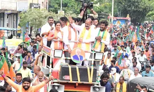 Karimnagar BJP candidate Bandi Sanjay Kumar organised a Maha Bike Rally in Karimnagar on Tuesday