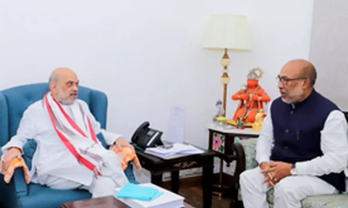 Manipur CM discusses vital issues with Amit Shah in Delhi