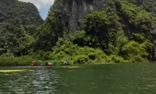 Vietnam sees 11.2 mn foreign arrivals so far this year